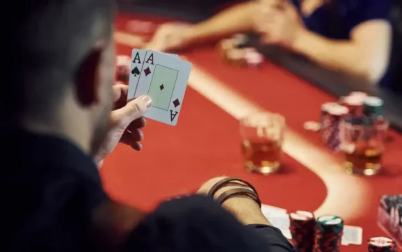 Using the Right Tools for Your Poker Game